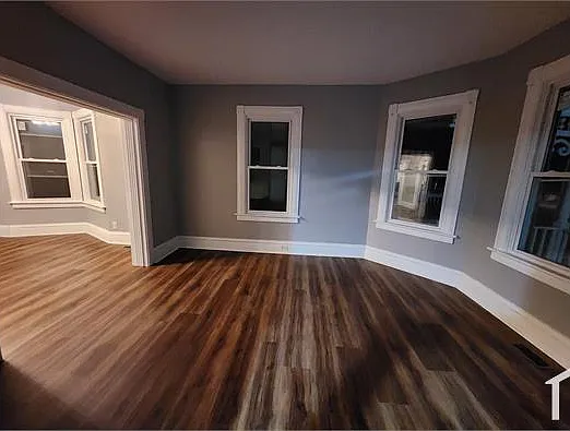 208 Broad St — Photo 14