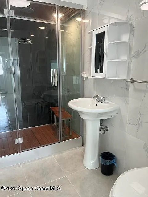 Studio, 1.0 bath, 375 sqft, $1,300 — Photo 2