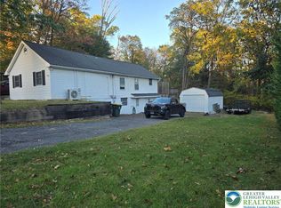 8417 Woodside Rd, Slatington, PA 18080