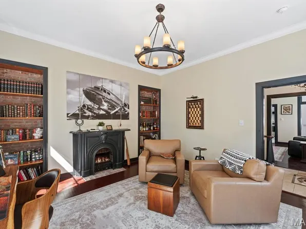 921 Morrison Ave, Saint Louis, MO 63104