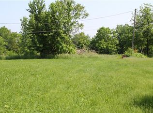 3220 Marine Dr, Anderson, IN 46013