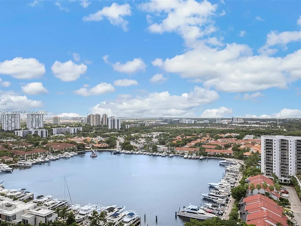21205 Yacht Club Dr #2403