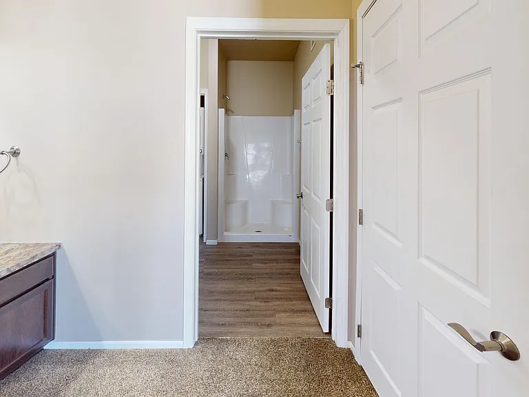 Burlington Apartments — Photo 11