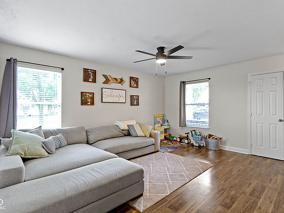5th image of 14754 Drayton Dr