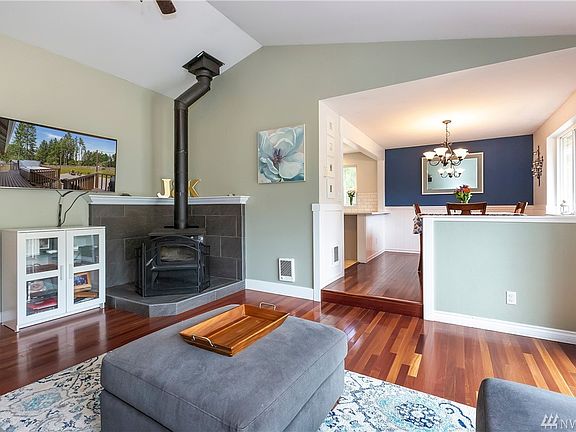 4th image of 9359 Ramiller Ln SE