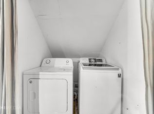 656 S 4th St, Chesterton, IN 46304