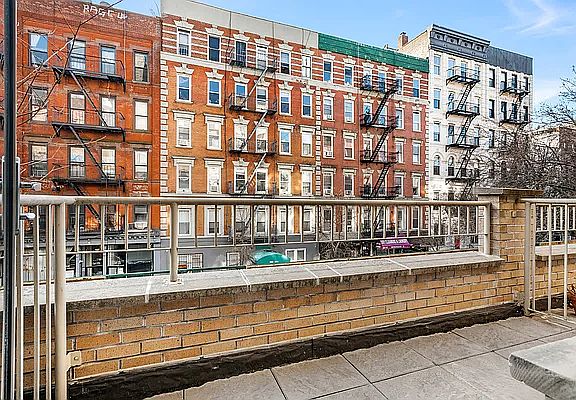 3rd image of 525 E 11th St APT 3E