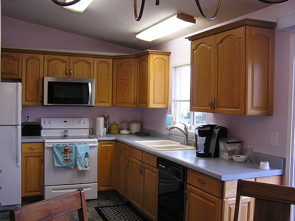 3rd image of 1438 N Ford Pl