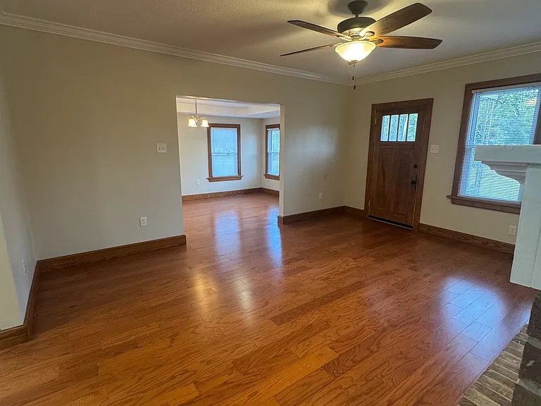 123 Rommel Ave — Photo 9