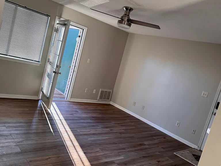 12679 Daybreak Cir — Photo 13