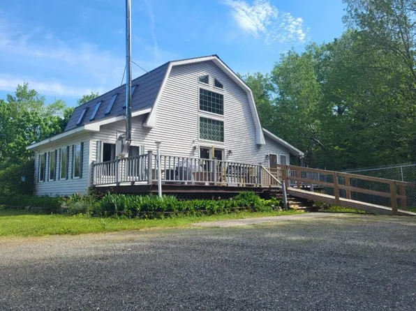26 Plum Tree Lane, Calais, ME 04619