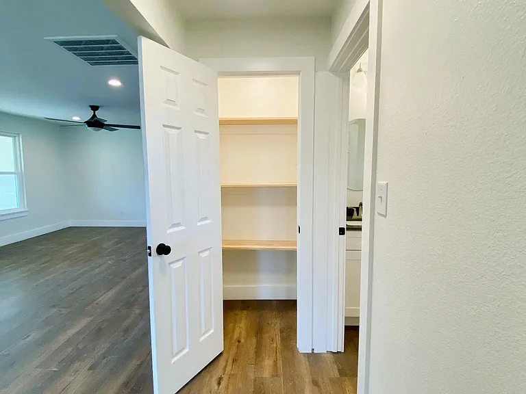 10888 State Park Rd — Photo 12