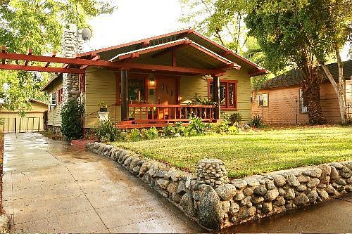 House with driveway