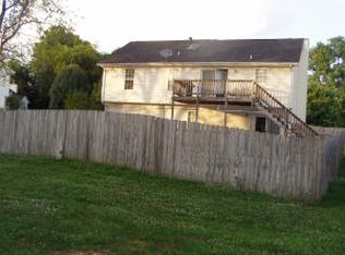 6042 Village Ln, Roanoke, VA 24019