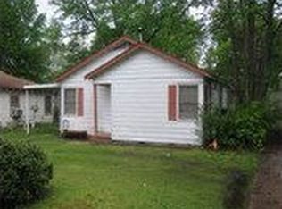 706 E McNeil St, Magnolia, AR 71753