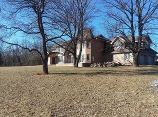 912 Hollow Rd, Phoenixville, PA 19460