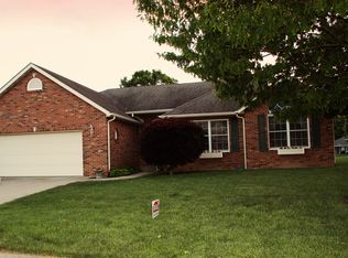 913 Kimberly Ln, Waterloo, IL 62298