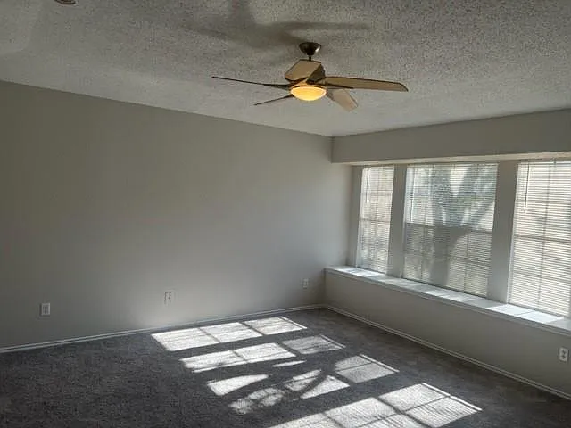 7304 Potters Trl — Photo 12