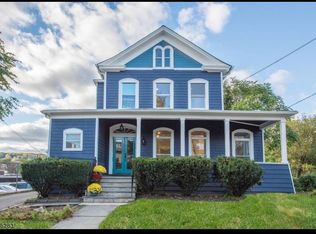 70 Grove St #2, Montclair, NJ 07042