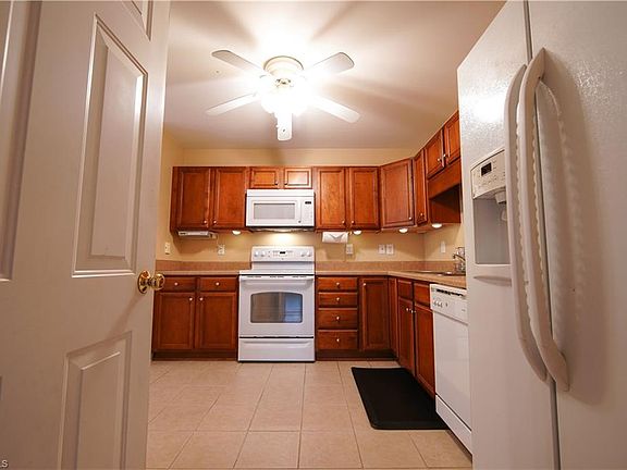 5th image of 3974 Parkview Ct