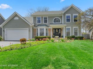 650 Brookstone Rd, Grayslake, IL 60030