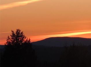 5 Fieldstone Ridge Dr, Cornish, ME 04020