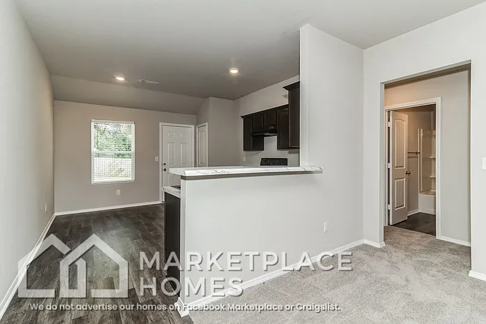 27 Erwin Dr — Photo 8
