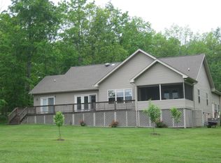 8661 Cherokee Trl, Crossville, TN 38572