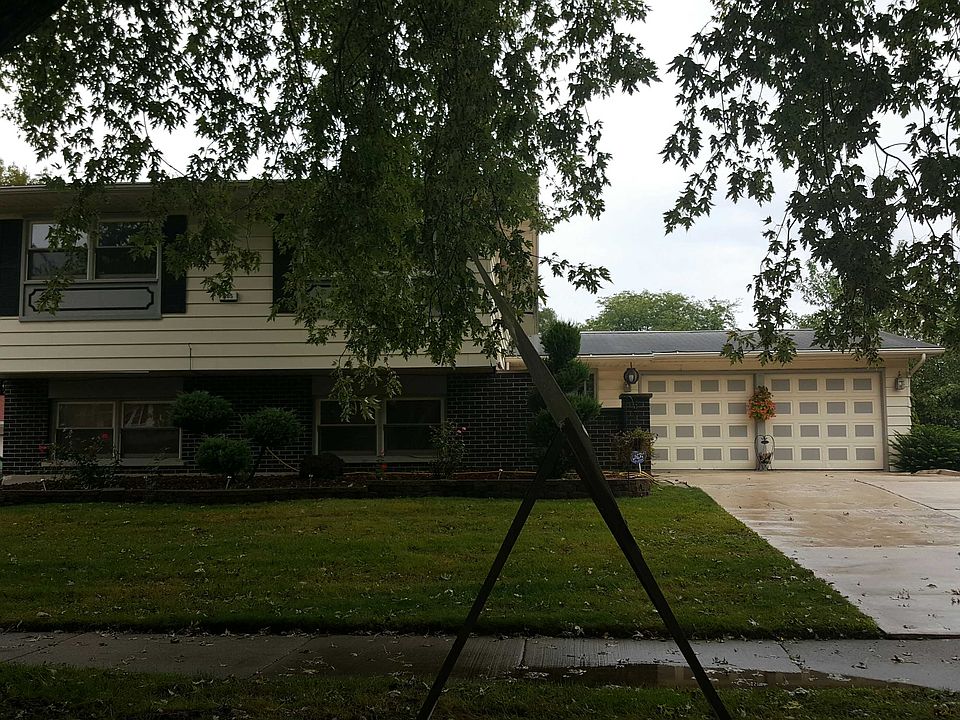 1st image of 805 Arquilla Dr