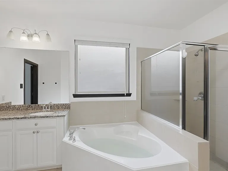 27947 Hendrix Park Dr — Photo 20