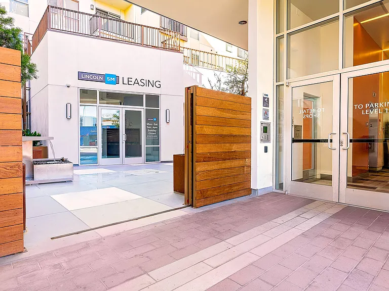 Lincoln SM _ Apartments in Santa Monica, CA-7