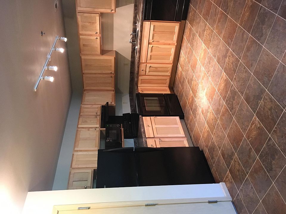 1st image of 2730 W Lisbon Ave