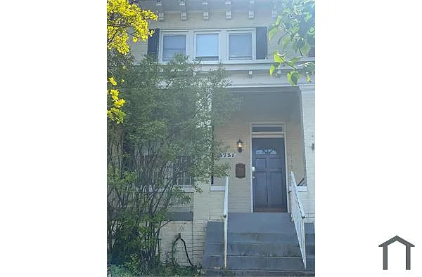 5731 13th St NW photo 1