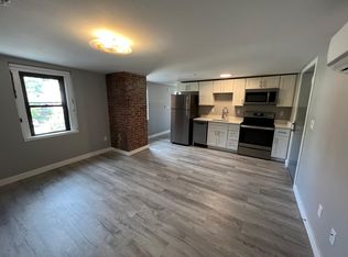 16 Holland Ave APT 301, Braddock, PA 15104