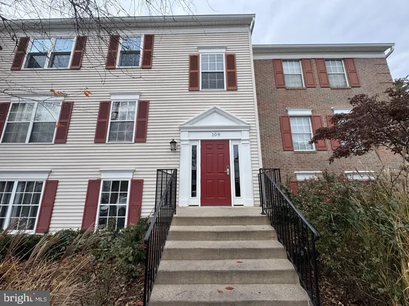 109 Fort Evans Rd SE APT B, Leesburg, VA 20175