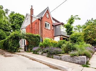 2 Dawson Ave, Toronto, ON M4J1E5