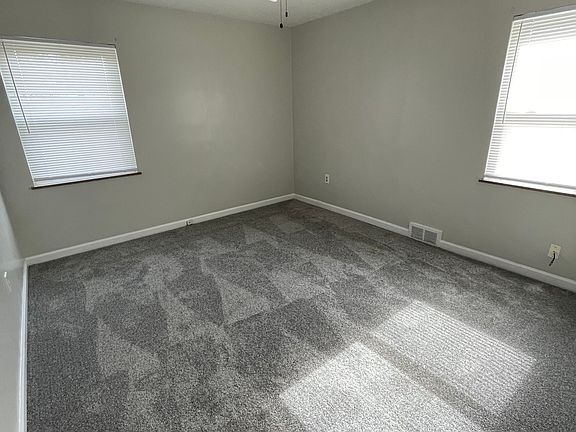 3rd image of 3573 Glen Edge Ln #2
