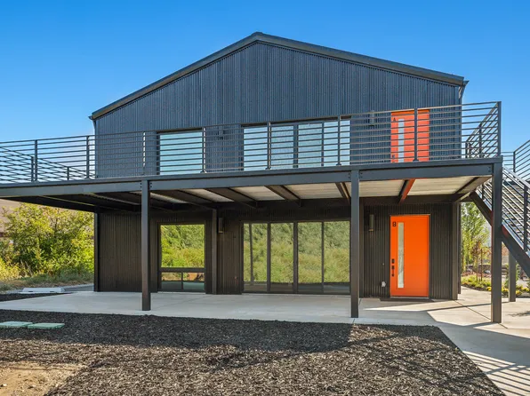 4770 E 2650 N Unit B, Eden, UT 84310