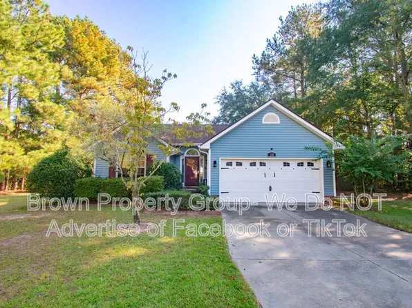 118 Liberty Ct, Raeford, NC 28376
