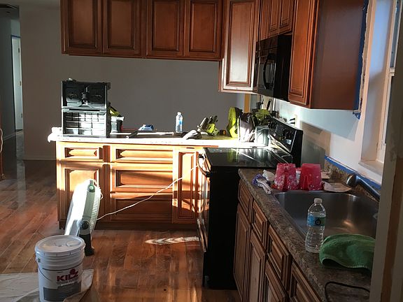 kitchen, almost complete!