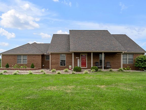 3rd image of 1000 Walnut Grove Cir