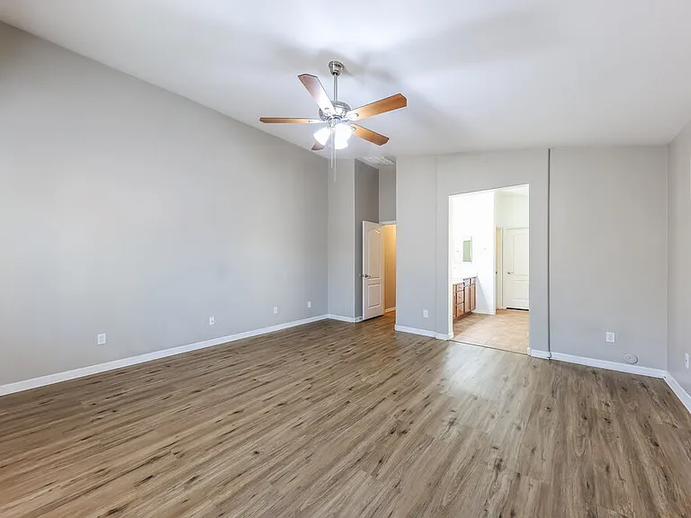 25644 W Magnolia St — Photo 12