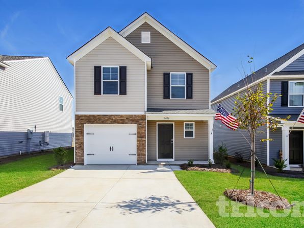 1076 Crescent Moon Loop Rd