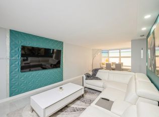 6423 Collins Ave APT 301, Miami Beach, FL 33141