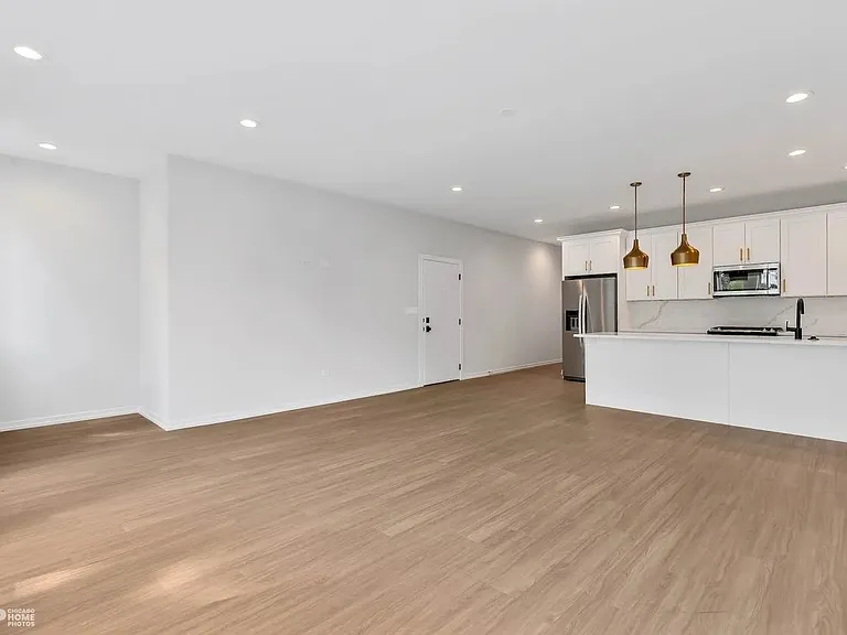 5434 S Michigan Ave #2 — Photo 16