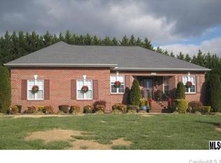 2228 Hounds Way, Hickory, NC 28601