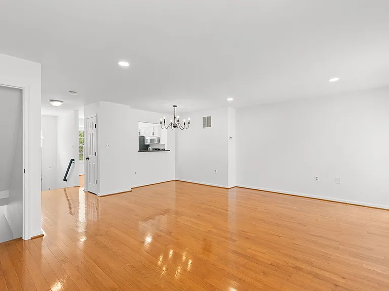 219 Frazer Dr — Photo 40