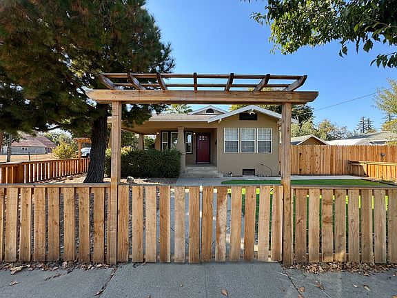 2nd image of 498 Johnston St #498JOH