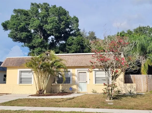 12291 Mallory Dr, Largo, FL 33774