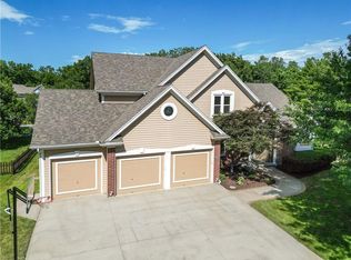 9043 N Manning Ave, Kansas City, MO 64157